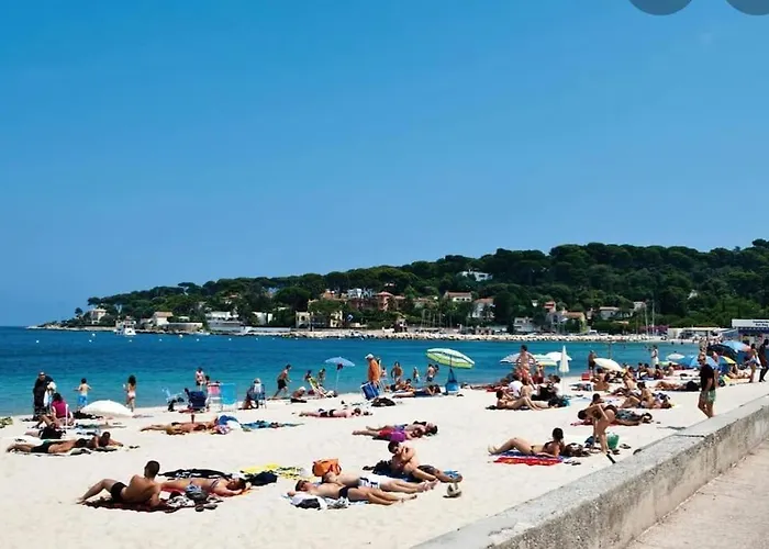 Superbe Studio Avec Terrasse Au Cap D\'Antibes